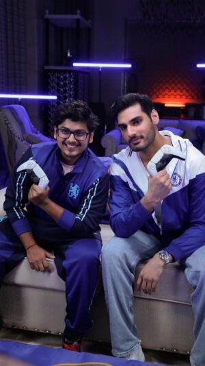 Ahan Shetty Instagram - Thank you @chelseafc for bringing us together 💙 

Always a good time with @ig_mortal! 

#ktbffh