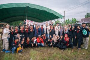 Ahmad Affandy Instagram - Kuda Lumping
Reog Ponorogo & Pencak Silat
Rabu 7 Februari 2024 
Desa Bintara Jalur 8

All IN PRABOWO
AKSI NYATA BUKAN UJUNG 8
#banyuasin #kreatifinovatif #bergerakbersama #achmadkhadafi #caleg2024 #gerindra #sumsel #prabowopresiden
