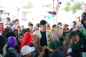 Ahmad Affandy Instagram - Kuda Lumping
Reog Ponorogo & Pencak Silat
Rabu 7 Februari 2024 
Desa Bintara Jalur 8

All IN PRABOWO
AKSI NYATA BUKAN UJUNG 8
#banyuasin #kreatifinovatif #bergerakbersama #achmadkhadafi #caleg2024 #gerindra #sumsel #prabowopresiden
