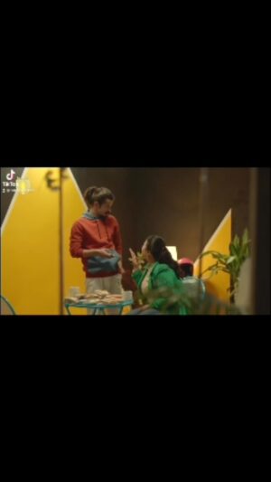 Ahmad Almutaeri Instagram - العنف ضد المرأة هو سلوك همجي وعنيف 
المرأة تصان ولاتهان 

شنو السبب اوالدافع الي يخلي نشأت يستمر بأهانة براء؟  #غيد #نشأت #براء #احمد_المطيري #رمضان_يجمعنا #مسلسل_غيد #2023