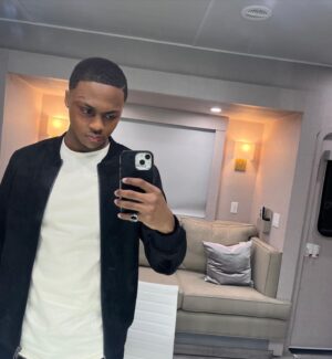 Ahmad Nicholas Ferguson Instagram - growing pains..🫂