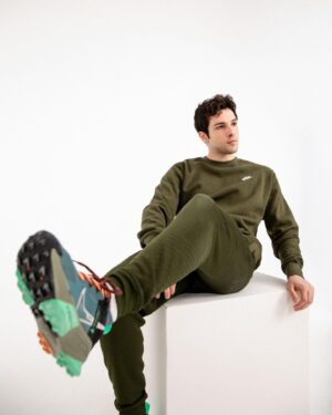 Ahmet Haktan Zavlak Instagram - Enerjimi ve hareketli hayatımı en iyi yansıtan tamamlayıcım @nike, her zaman tarzıma en uygununu bulabildiğim @boyner’ de!
#hareketegeç #Boyner #Nike #işbirliği