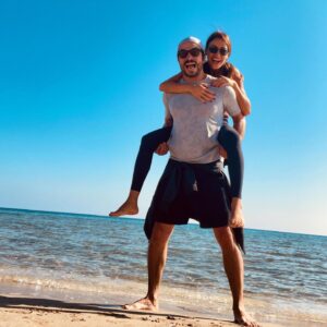 Ahmet Kural Instagram - Zabanayn yürüdük 🏝💙 @caglagizemmm