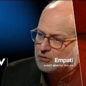 Ahmet Mümtaz Taylan Instagram - Çarşamba 21:00'de #empati de konuğum Psikiyatrist Prof Dr Kemal Sayar. Bekliyoruz efendim. 🍀