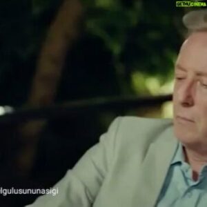 Ahmet Somers Instagram - @thebursin
@sencalkapimi 
@mfyapimtelevizyonvefilmcilik