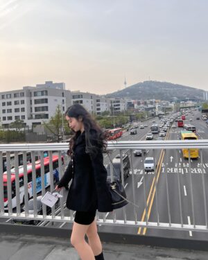 Ahn Chae-mi Instagram - ☀️☁️ #오늘아님