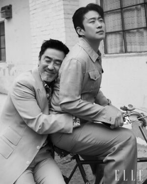 Ahn Jae-hong Instagram - 승룡선배님과 함께 @ryuseungryong_ 
⠀
@ellekorea 🧡