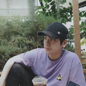 Ahn Seung-gyun Instagram - 푸덕푸덕하구나. #더위조심하세요