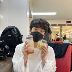 Ahn Seung-gyun Instagram - 감동과 함께 잘먹겠습니다^^!! 늘 고마워요♡
#산양의노래  #화이팅💪