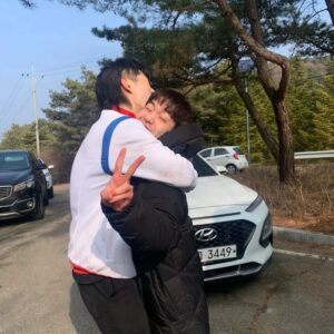 Ahn Seung-gyun Instagram - 귀남이의 계략. 악..
#지금우리학교는 #netflix #allofusaredead