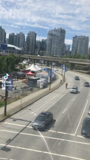 Ahoo Kheradmand Instagram - صبح تون به خیر و شادی دوستان 
نازنینم
#goodmorning #coffeetime #vancouver #vancouverisland #travel #losangeles #fuengirola #photooftheday #pictures #coffee #artist #gallery #streetphotography