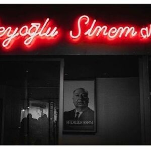 Ahu Türkpençe Instagram - Destek kampanyası için link @beyoglusinemasi profilinde 🙏🏻🥰