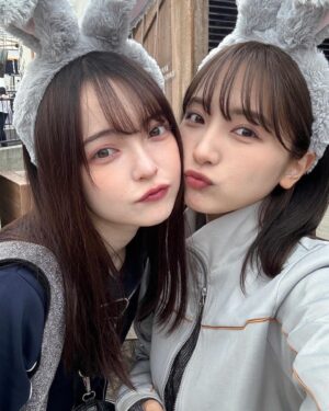 Ai Hayase Instagram - ･
･
･
念願だったありちゃんとディズニー🐰♥️
映画で共演した時からずっと行こうねって言っててやっと。
楽しすぎたね幸せすぎたね最高だったね
お揃いの服着ちゃったりしてねﾌﾌﾌ

色んな方から似てるって言ってもらえるんやけど
こんな大天使と似てるなんてそんな幸せなことある？？？
･
･
･