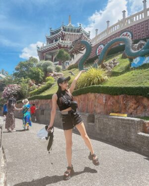 Ai Negishi Instagram - 🐉✨🐉
.
Taoist Templeに行きました❣️
素敵な場所でした〜
建物の中は写真がNGなところがあったり
こういうショーパンツとかだと入れなかったり
神聖な場所でした🙏
.
#cebu #cebutrip #taoisttemple #taoist
#セブ #セブ観光 #観光 #お寺 #寺