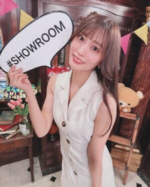 Ai Negishi Instagram - 🤍🩶🤍
.
SHOWROOM #都田ROOM
ありがとうございました🥰
夜でもノースリーブが寒く無い季節
最高です🥺💕
でも今年の夏激暑になりそう🫠
.
#ootd #fashion #resexxy #SHOWROOM
#私服 #ねぎ私服 #ねぎしふく
#ワンピース #ノースリーブ