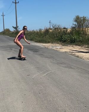 Aida Economu Instagram - SEA la vie 🌊🧜🏻‍♀️