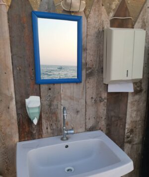 Aida El Kashef Instagram - If only every mirror CLD be a portal to the sea
