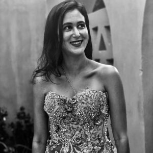 Aida El Kashef Instagram - Finally out and abt (with some precautions) 
Dress by the amazing @annelatelier

#vaccinated 
#post_quarentine_shock