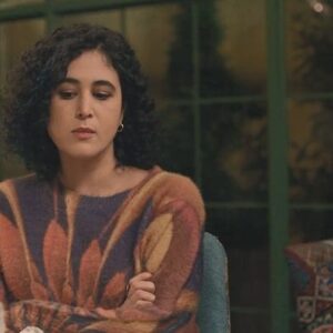 Aida El Kashef Instagram - خطوة عزيزة يا شريفة 😒

#تغير_جو

@cedarsart