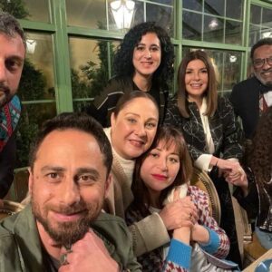 Aida El Kashef Instagram - القلب شواف … قادر يشوف الدنيا حلوة وجميلة ❤
‎شكرًا فريق عمل #تغير_جو و شكرا #ديما علي كل الجروح اللي فتحتيها و رجعتي لمتيها. 

‎ممتنة جدا اني كنت جزء من عيلة خطوة عزيزة و حقيقي بقينا عيلة ورا الكاميرا زي ما كنا قدامها.
