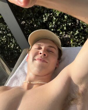 Aidan Alexander Instagram - 22 trips around the sun blah blah