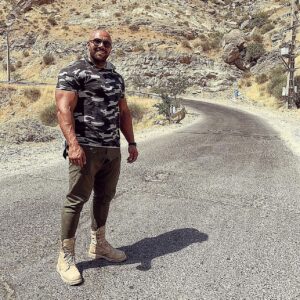 Aidin Khataei Instagram - نظرتون با یه‌مسابقه بوکس حرفه ای چیه؟🥊
#بوکس#ورزشکاران#رزمی #مسابقه_بزرگ #تهمتن میدونید که من بخوام یه کاریو انجام بدم‌،نصفه نمیذارمش