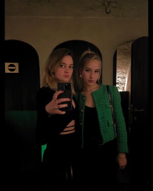 Aiko Beemsterboer Instagram - peppi en kokki in antwerp/disney 🐭🐭