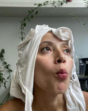 Ailín Salas Instagram - Todo junto mezclado una oración larga sin puntos ni comas