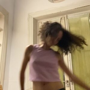 Ailín Salas Instagram - Todo junto mezclado una oración larga sin puntos ni comas