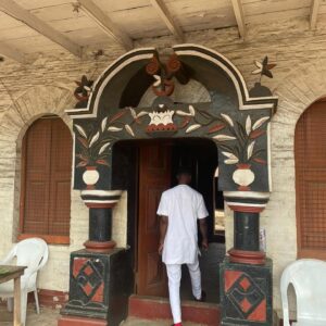 Aindrea Emelife Instagram - Snapshots from Benin, Nigeria - walking tours with @iamenotie, trips to the rainforest with @adjaye_visual_sketchbook, road runner car journeys, and bronze casting history. 

Benin is living culture ❤️