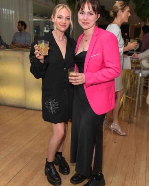 Áine Rose Daly Instagram - Had a fun fun time singing at the @ascendantfoxofficial summer party the other day thanks for having meeeeee ❤️ I ate a maccys before going home and then my Uber driver, unprompted might I add, decided to recount his recent bout of food poisoning from said establishment ✌🏻

Also thanks @futurebrandthinking and @dailypaper for the outfit xoxo
