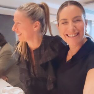 Ainhoa Arbizu Instagram - MIX !

1) dos de mis amores   hogar 
2) a(mar)
3) planetarios (top team)
4) same days same time
5) familia 2 ruedas
6) CORAZÓN encogido pero esperanzado 💪 nuestra prioridad (súper equipo, family!)
7) cafecito con buena vibra
8) best teacher! 🦆method!
9) disfrutonas 
10) ñam