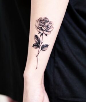Ainsley Bailey Instagram - (ﾉ◕ヮ◕)ﾉ*:･ﾟ✧ 𝗧𝗔𝗧𝗧𝗢𝗢 𝗛𝗔𝗥𝗗 𝗟𝗔𝗨𝗡𝗖𝗛 🖤 on 4/13/24 at approximately 4:58PM, my first tattoo was born at a healthy 4 inches and 0 lbs. i couldn’t be more grateful. so sorry this post is late, we’ve just been bonding and enjoying these precious first weeks together. 🪽 It’s true what they say, you have no idea how much love you’re capable of until you have one yourself. 😌💕 thank you immensely to @llllwg22 at @vismstudio for bringing this little light into my life and to @jessezand for holding my hand and keeping me calm the whole way through. 🤍 (also if we could all just collectively agree to NOT my tell my dad about this that would be GREAT, we’ll save that for thanksgiving tee hee ✨)
