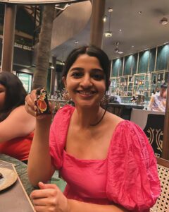 Actress Aishani Shetty HD Instagram Photos and Wallpapers April 2024