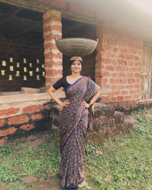 Aishani Shetty Instagram - ♥️ don’t miss the little bitte in the last slide 🐥