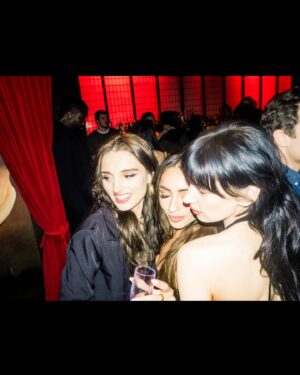 Aitana Rinab Perez Instagram - Some moments with my favorite people 🫶
Thank you to the amazing @handsome.mf @snapppshots for capturing these last weekend 📸💕
