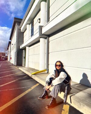 Aitana Rinab Perez Instagram - Emptying out a storage unit hungover is def not something I would recommend 🫠