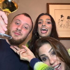Aitana Rinab Perez Instagram - Last Christmas Day we lost our incredible abuelo. This year was difficult not having him there and very different without his light and laughter but we honored him the way he would have wanted, by drinking dancing and laughing all together. I love my family more than anything in this world. Merry Christmas from my family to yours 💕🎅