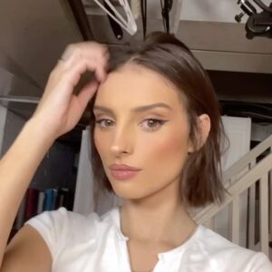 Aitana Rinab Perez Instagram - So I did something kinda crazy but I love it ! Thank you @christina.liberatore for killing it on my hair! 😘😙