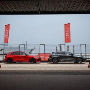 Aixa Villagrán Instagram - Bien servida de adrenalina.

@audispain @silviacar