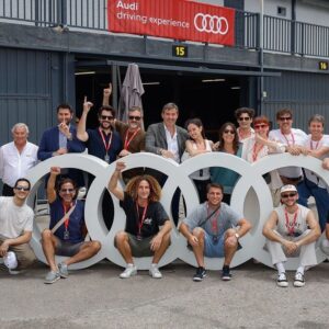 Aixa Villagrán Instagram - Bien servida de adrenalina.

@audispain @silviacar
