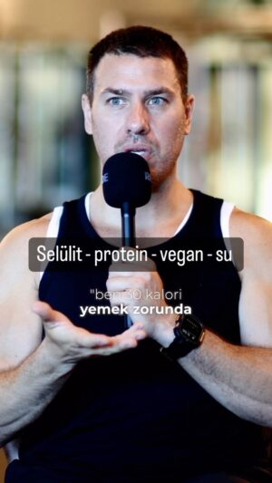 Akın Saatçi Instagram - **Spor Yaparken Vegan Beslenme: Eksik Protein Sorunu**

Vegan ve vejeteryanların yeterli esansiyel amino asitleri alabilmesi için daha fazla kalori tüketmesi gerekiyor. Bu da spor performansını nasıl etkiler? Spor yaparken aldığınız proteinler yeterli mi? Selülitlerin sebebi bu olabilir mi? Düşüncelerinizi yorumlarda paylaşın! 👇

#VeganFitness #VejetaryenBeslenme #EsansiyelAminoAsitler #ProteinEksikliği #SporVeBeslenme #Selülit #SporVerimi #SağlıklıYaşam #AkınSaatçı