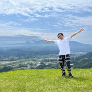 Akiyoshi Nakao Instagram - 初の鹿児島にちょっと行ってまいりました。
湧水町、水が美味しくとても癒された。

その水でやる流しそうめんが最高だし、肉も魚も絶品だし。

温泉も最高❗️

東京では感じられない事の多い素敵な場所でした。
地元の人いるかな？？？
#鹿児島県#湧水町