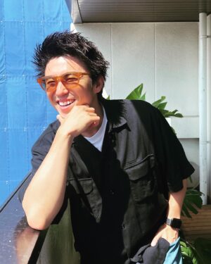 Akiyoshi Nakao Instagram - 今俺は１つ大きな事に気づいた。

俺のインスタには統一感が全くない。
仲里依紗が言ってた、投稿の統一感みたいなものが全くない。

でも良いよね？？？

とりあえず髪の毛整えに行ってきた👍

thank you
@yahman4513