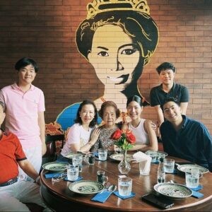 Akkaranat Ariyaritwikul Instagram - สวัสดีเลข 3 

ขอบคุณทุกอย่างที่เข้ามาในชีวิตนี้ ขอให้ทุกคนที่อีฟรัก มีสุขภาพที่แข็งแรง ขอให้ครอบครัว และ ความสุขอยู่แบบในรูปถ่ายนี้ตลอดไป 

🤍