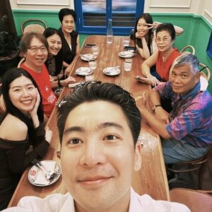 Akkaranat Ariyaritwikul Instagram - สวัสดีเลข 3 

ขอบคุณทุกอย่างที่เข้ามาในชีวิตนี้ ขอให้ทุกคนที่อีฟรัก มีสุขภาพที่แข็งแรง ขอให้ครอบครัว และ ความสุขอยู่แบบในรูปถ่ายนี้ตลอดไป 

🤍