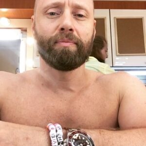 Aksel Hennie Instagram - FRIDAY FACE OFF ....my face has been a couple of different characters this year - all of them bearded men, sooo; time for some change and a trip in the razor time machine.... #beardedsoul #beard