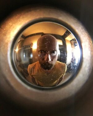 Aksel Hennie Instagram - KNOCK KNOCK......... 👊🏻 Last day of shooting... #borz #doormanthemovie @ryuhei_kitamura @rubyrose @davidsakurai @rupert_evans @jediknight358 #🎥 📸: @adrianpircalabu