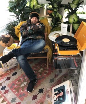Aksel Hennie Instagram - Shopping in New York.... #ny #miseducationoflaurynhill