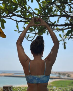 Akshara Gowda Instagram - Breakfast is served 🦋💙 

Swimwear by @organizedchaos.studio 💙

 #aksharagowda #stylishtamilachi #aksharagowdabikki #stylishtamizhachi 
#mumbai #srilanka #colombo